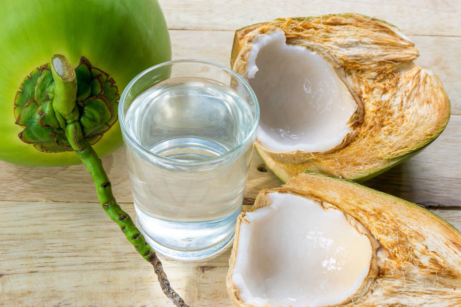 Nước dừa tự nhiên